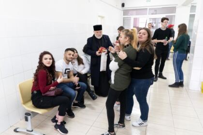 Tinerii tecuceni se implică exemplar în campania de donarea de sânge – fotografia 6