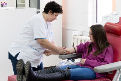 Tinerii tecuceni se implică exemplar în campania de donarea de sânge – fotografia 14