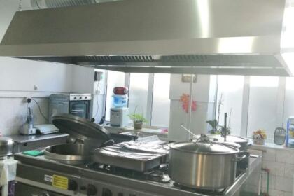 Zi de sărbătoare şi la Cantina „Sfântul Cuvios Casian“ din Brăila – fotografia 4