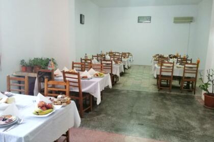 Zi de sărbătoare şi la Cantina „Sfântul Cuvios Casian“ din Brăila – fotografia 12