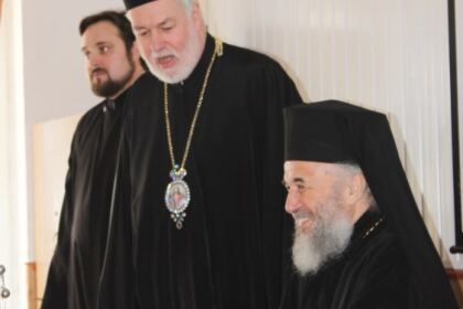 Simpozion interliceal la Seminarul Teologic „Sfântul Apostol Andrei“ şi vizita Înaltpreasfinţitului Părinte Athenagoras Peckstadt la Galaţi – fotografia 11