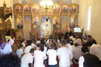 Tabăra de vară pentru activități cu tinerii la Așezământul „Sf. Pantelimon“ – Lacu Sărat, județul Brăila – fotografia 1
