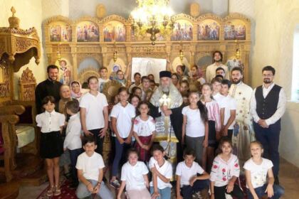 Tabăra de vară pentru activități cu tinerii la Așezământul „Sf. Pantelimon“ – Lacu Sărat, județul Brăila – fotografia 8