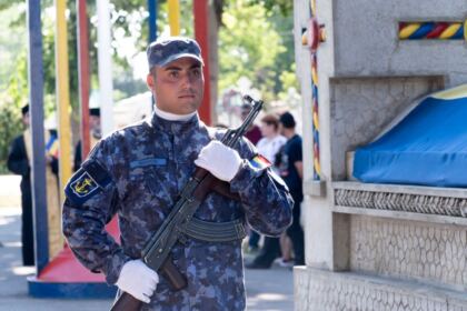 Ziua Eroilor în Arhiepiscopia Dunării de Jos – fotografia 11
