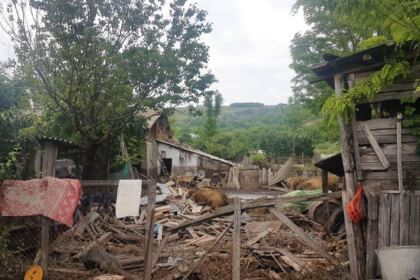 Arhiepiscopia Dunării de Jos este lângă familiile greu încercate de la Corod – fotografia 6