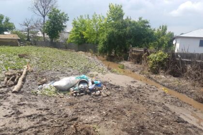 Arhiepiscopia Dunării de Jos este lângă familiile greu încercate de la Corod – fotografia 14