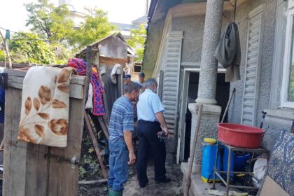 Arhiepiscopia Dunării de Jos este lângă familiile greu încercate de la Corod – fotografia 19
