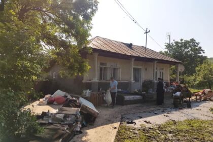 Arhiepiscopia Dunării de Jos este lângă familiile greu încercate de la Corod – fotografia 25