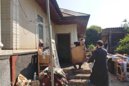 Arhiepiscopia Dunării de Jos este lângă familiile greu încercate de la Corod – fotografia 29