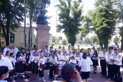 Satul românesc – izvor de identitate – fotografia 8