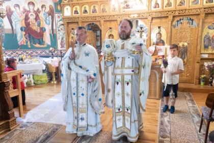Capela Spitalului de copii „Sfântul Ioan“ din Galaţi şi-a sărbătorit cel de-al doilea ocrotitor spiritual – fotografia 5