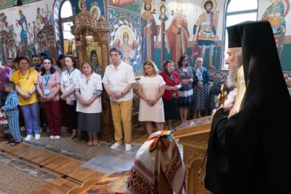 Capela Spitalului de copii „Sfântul Ioan“ din Galaţi şi-a sărbătorit cel de-al doilea ocrotitor spiritual – fotografia 14