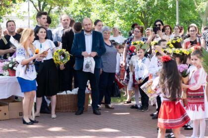 Serbare de sfârşit de an pentru clasele primare și gimnaziale de la Seminarul Teologic Ortodox „Sfântul Andrei“ din Galaţi – fotografia 19