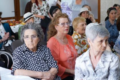 Activităţi la Centrului multifuncţional de servicii sociale „Speranţe pentru vârsta a III-a“ din Galaţi – fotografia 7