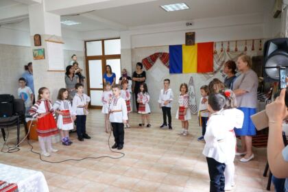 Activităţi la Centrului multifuncţional de servicii sociale „Speranţe pentru vârsta a III-a“ din Galaţi – fotografia 8