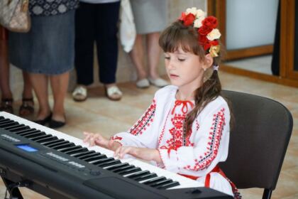 Activităţi la Centrului multifuncţional de servicii sociale „Speranţe pentru vârsta a III-a“ din Galaţi – fotografia 14