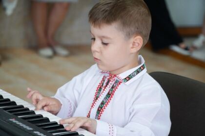 Activităţi la Centrului multifuncţional de servicii sociale „Speranţe pentru vârsta a III-a“ din Galaţi – fotografia 15
