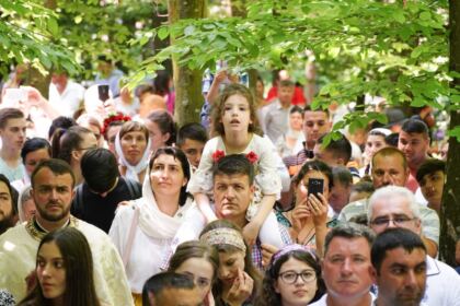 Sărbătoarea Preasfintei Treimi în pădurea Buciumenilor – fotografia 39