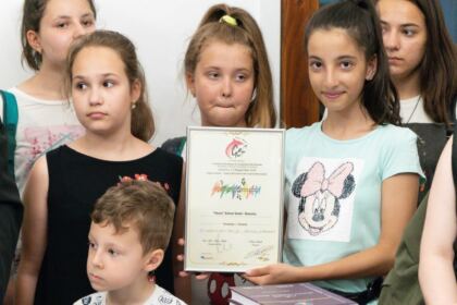 Trofeul „Delfinul de argint“ obţinut de Grupul „Voces“ – fotografia 4