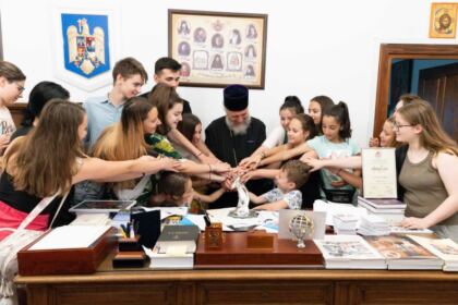 Trofeul „Delfinul de argint“ obţinut de Grupul „Voces“ – fotografia 9