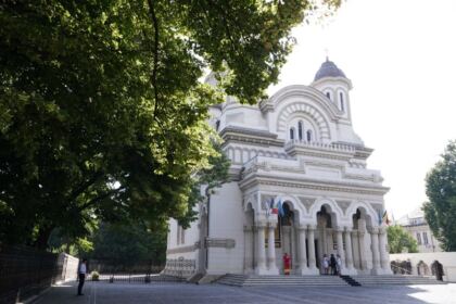 Te Deum pentru absolvenţii Facultăţii de Medicină şi Farmacie din Galaţi – fotografia 1