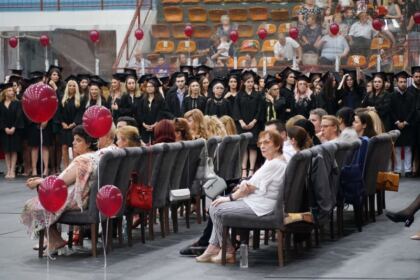 Te Deum pentru absolvenţii Facultăţii de Medicină şi Farmacie din Galaţi – fotografia 15