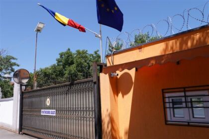 Activităţi la Penitenciarul Galaţi ocazionate de sărbătoarea Sfinţilor Apostoli Petru şi Pavel – fotografia 1