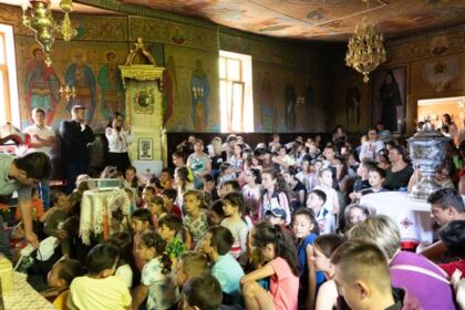 180 de tineri au participat la Tabăra de vară din localitatea Bereşti-Târg, judeţul Galaţi – fotografia 14
