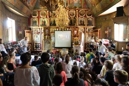180 de tineri au participat la Tabăra de vară din localitatea Bereşti-Târg, judeţul Galaţi – fotografia 15