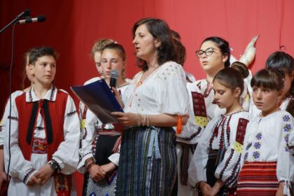 Concert dedicat Zilei Naționale a Portului Tradițional în Eparhia Dunării de Jos – fotografia 18