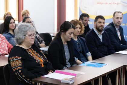 Sesiune de Comunicări Ştiinţifice la Galaţi – fotografia 11