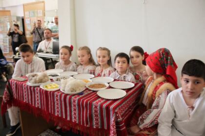 Cerc metodic al învăţătorilor la Galaţi – fotografia 26