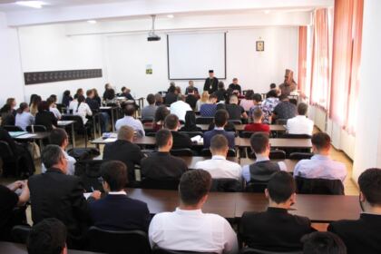 Simpozion teologic internaţional la Galaţi – fotografia 11