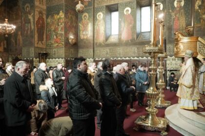 Activităţi social-filantropice la Duminica Înfricoşătoarei Judecăţi în Arhiepiscopia Dunării de Jos – fotografia 10