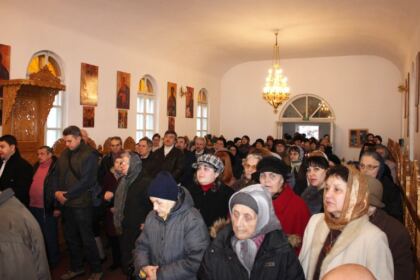 Zi de sărbătoare pentru biserica persoanelor cu dizabilităţi din Brăila – fotografia 4