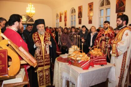 Zi de sărbătoare pentru biserica persoanelor cu dizabilităţi din Brăila – fotografia 11