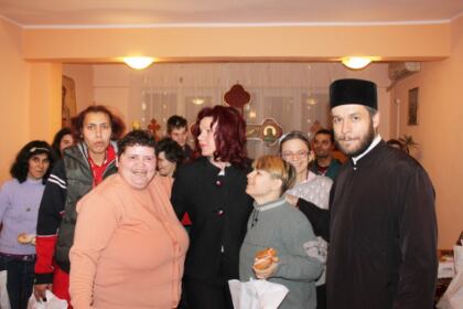 Zi de sărbătoare pentru biserica persoanelor cu dizabilităţi din Brăila – fotografia 5