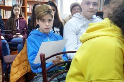 „Îţi mulţumesc, Mamă!“, în versuri emoţionante şi duioase – fotografia 5