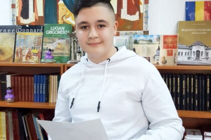 „Îţi mulţumesc, Mamă!“, în versuri emoţionante şi duioase – fotografia 17