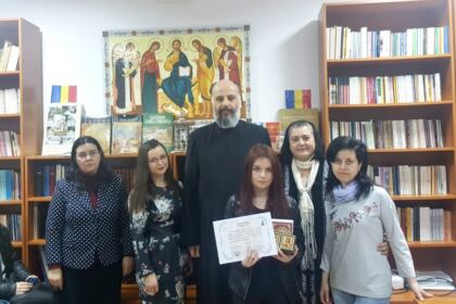 „Îţi mulţumesc, Mamă!“, în versuri emoţionante şi duioase – fotografia 21