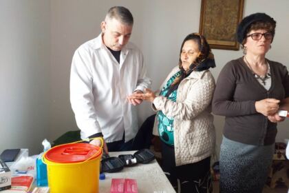 Activităţi pastoral-misionare, medicale şi social-filantropice în satele din Eparhia Dunării de Jos – fotografia 17