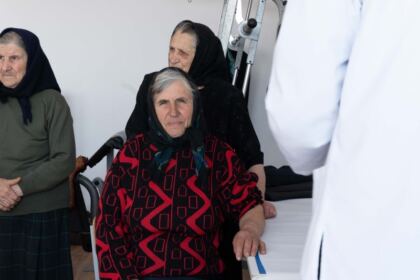 Activităţi pastoral-misionare, medicale şi social-filantropice în satele din Eparhia Dunării de Jos – fotografia 3