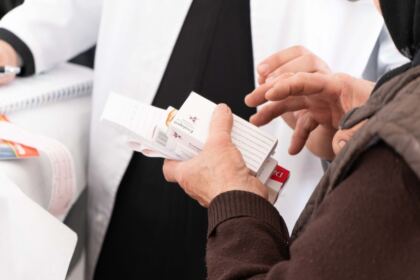 Activităţi pastoral-misionare, medicale şi social-filantropice în satele din Eparhia Dunării de Jos – fotografia 10