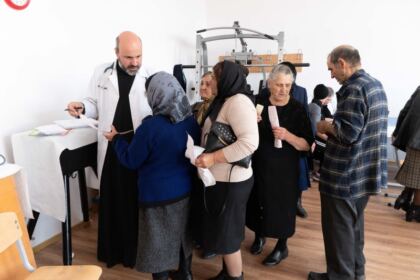 Activităţi pastoral-misionare, medicale şi social-filantropice în satele din Eparhia Dunării de Jos – fotografia 12