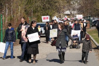 „Marşul pentru viaţă“ în Arhiepiscopia Dunării de Jos – fotografia 16