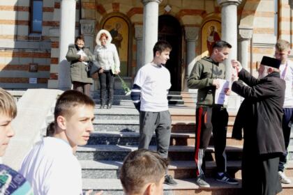 „Marşul pentru viaţă“ în Arhiepiscopia Dunării de Jos – fotografia 29