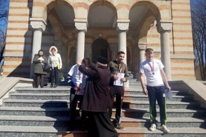 „Marşul pentru viaţă“ în Arhiepiscopia Dunării de Jos – fotografia 30