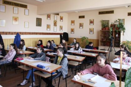 Etapa judeţeană a Olimpiadei de Religie în Galaţi şi Brăila – fotografia 7