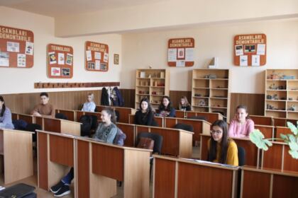 Etapa judeţeană a Olimpiadei de Religie în Galaţi şi Brăila – fotografia 8