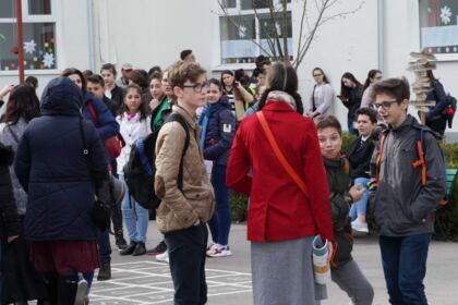 Etapa judeţeană a Olimpiadei de Religie în Galaţi şi Brăila – fotografia 2